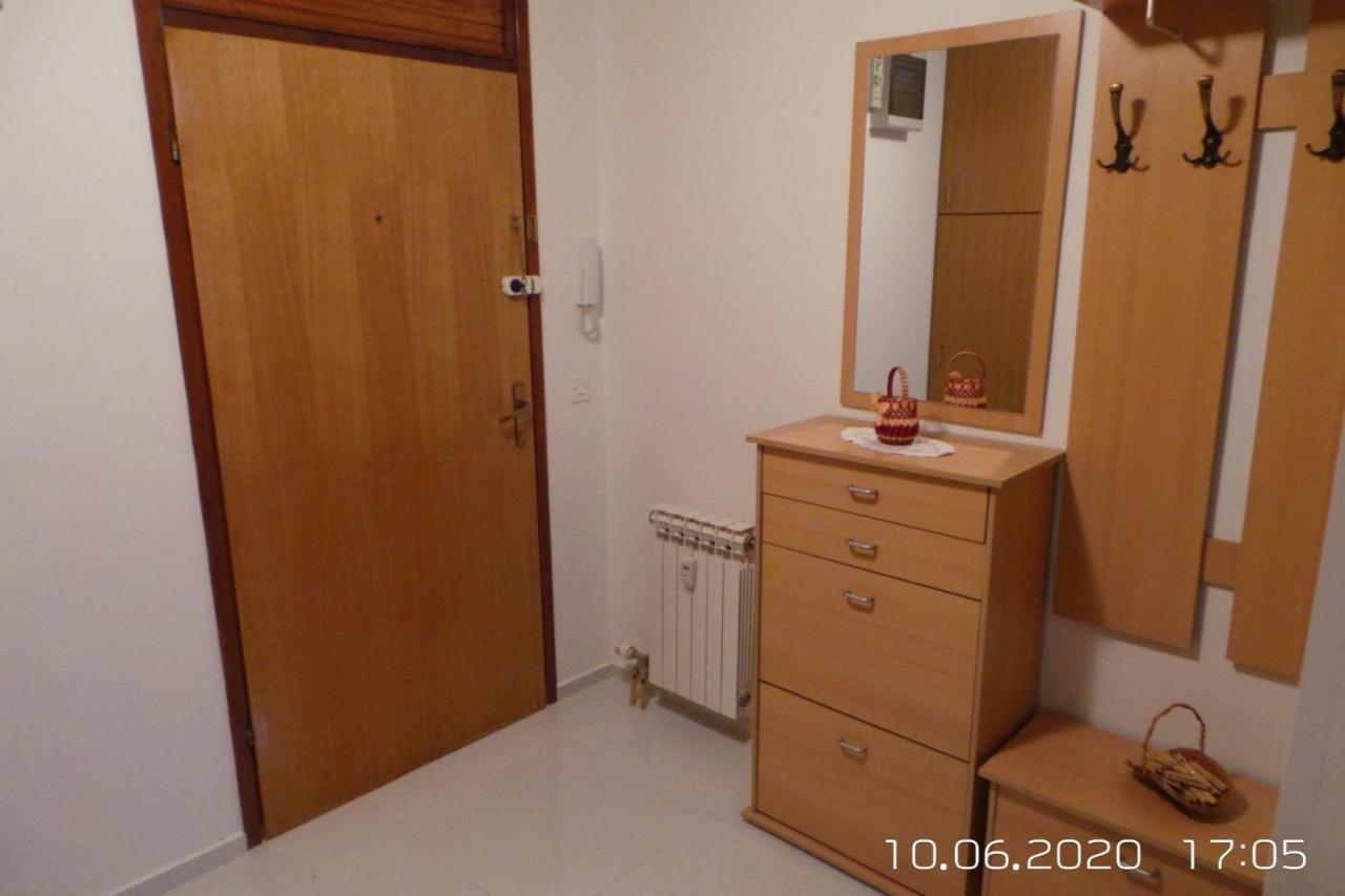 Walk Apartment ヴコヴァル エクステリア 写真
