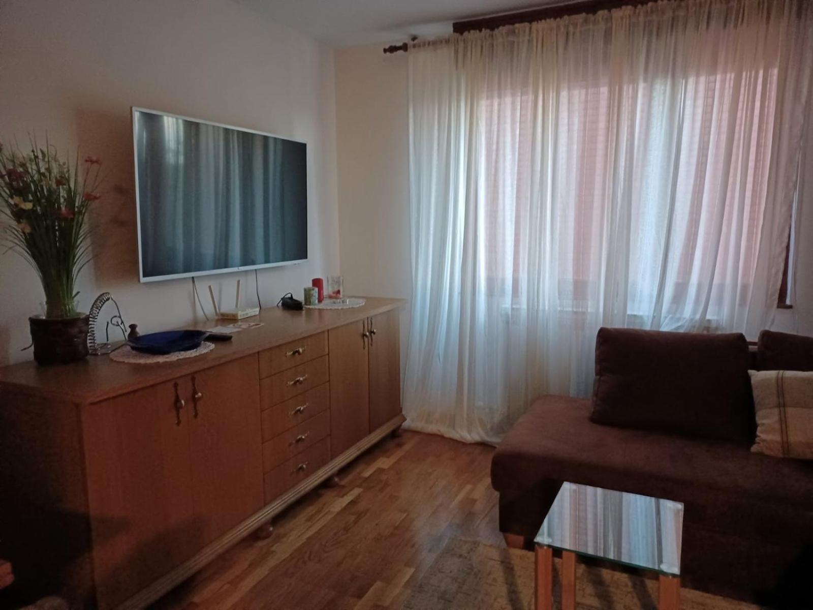 Walk Apartment ヴコヴァル エクステリア 写真