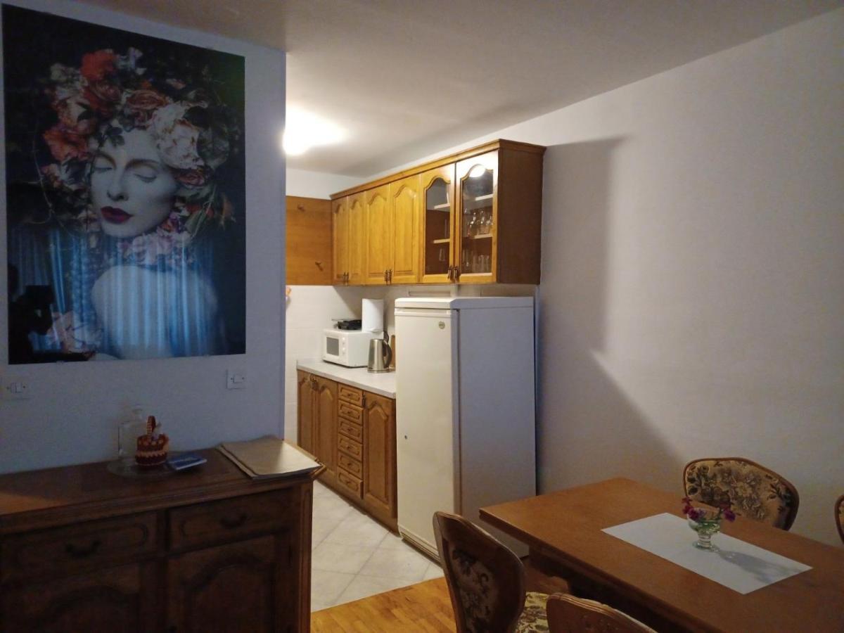 Walk Apartment ヴコヴァル エクステリア 写真