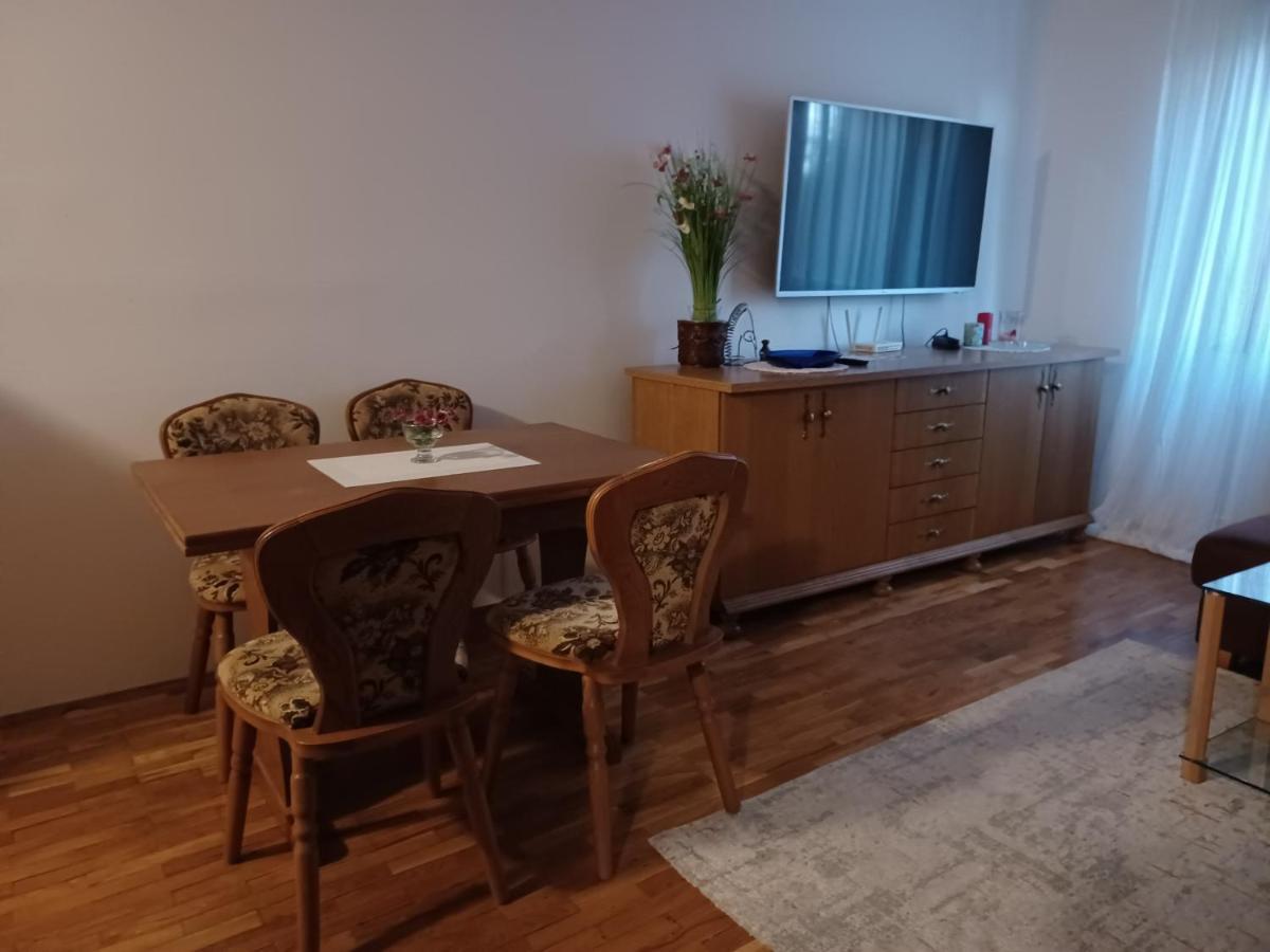 Walk Apartment ヴコヴァル エクステリア 写真